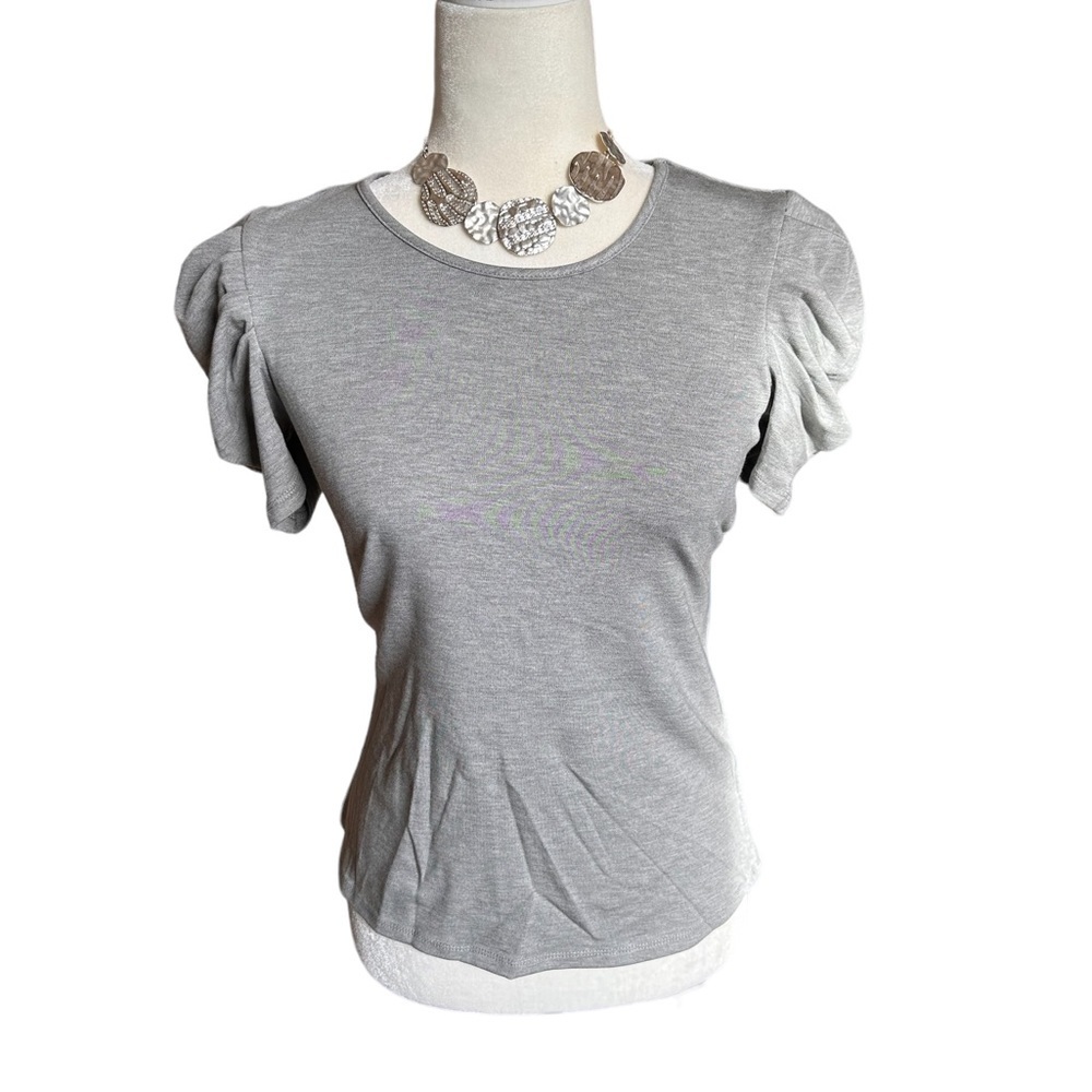 🇺🇸  BUNDLE ONLY - 5/$15 Philosophy Ruched Cap Sleeve Top, Grey NWT - Picture 4 of 6